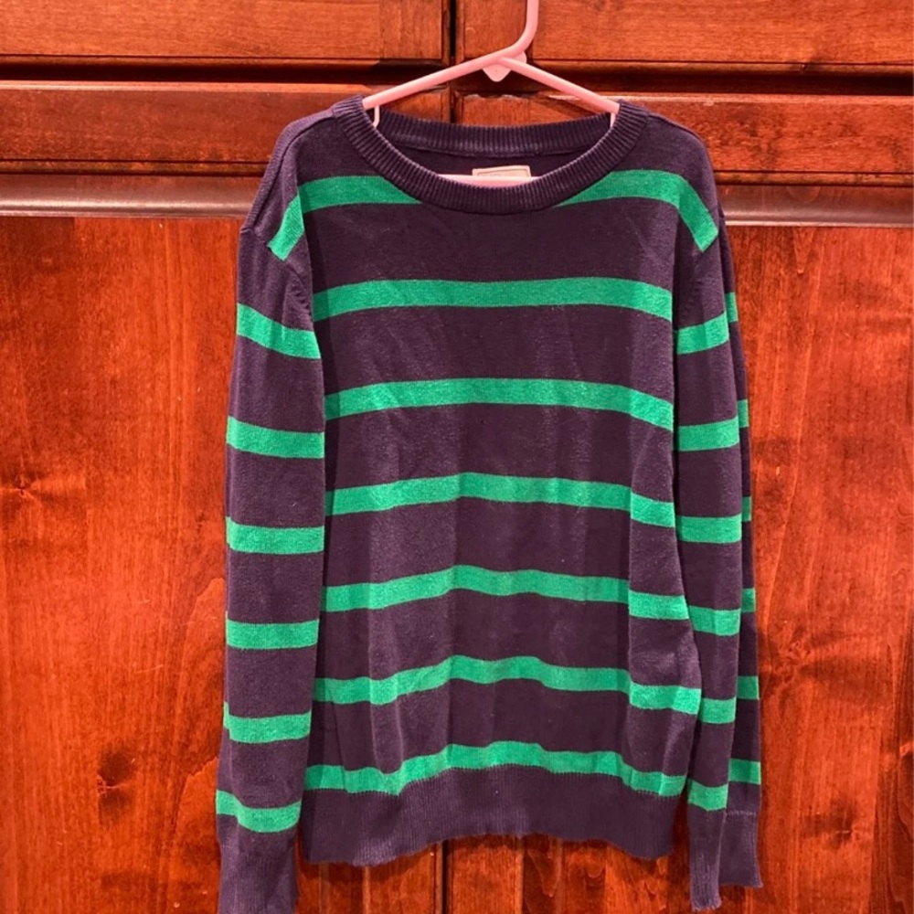Boys size 7/8 Children’s Place sweater